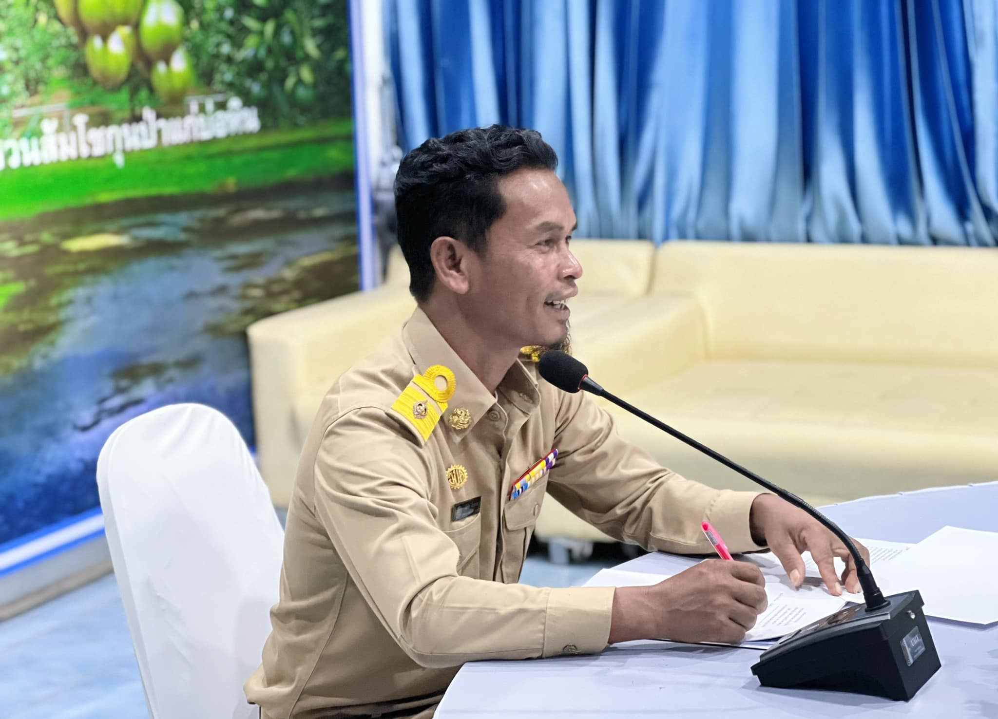 ประชุมสภาองค์การบริหารส่วนตำบลป่าแก่บ่อหิน สมัยสามัญ สมัยที่ 4 ประจำปี พ.ศ.2566