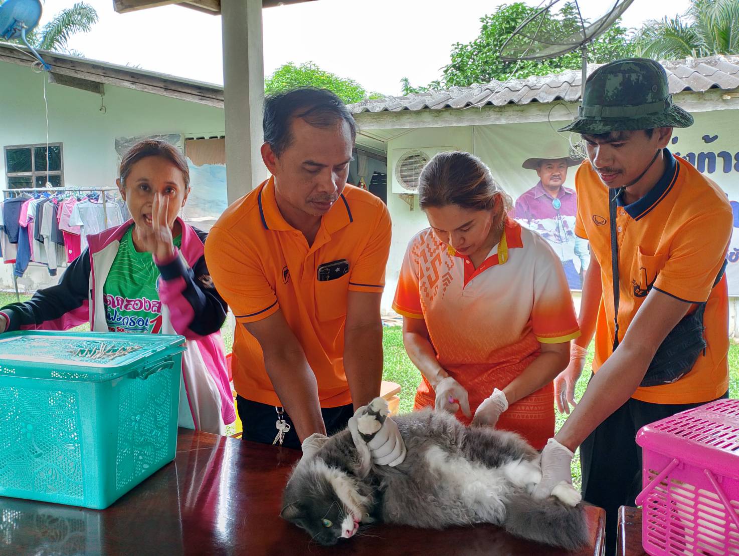 ฉีดวัคซีนป้องกันโรคพิษสุนัขบ้า หมู่ที่ 4 บ้านขุมทรัพย์