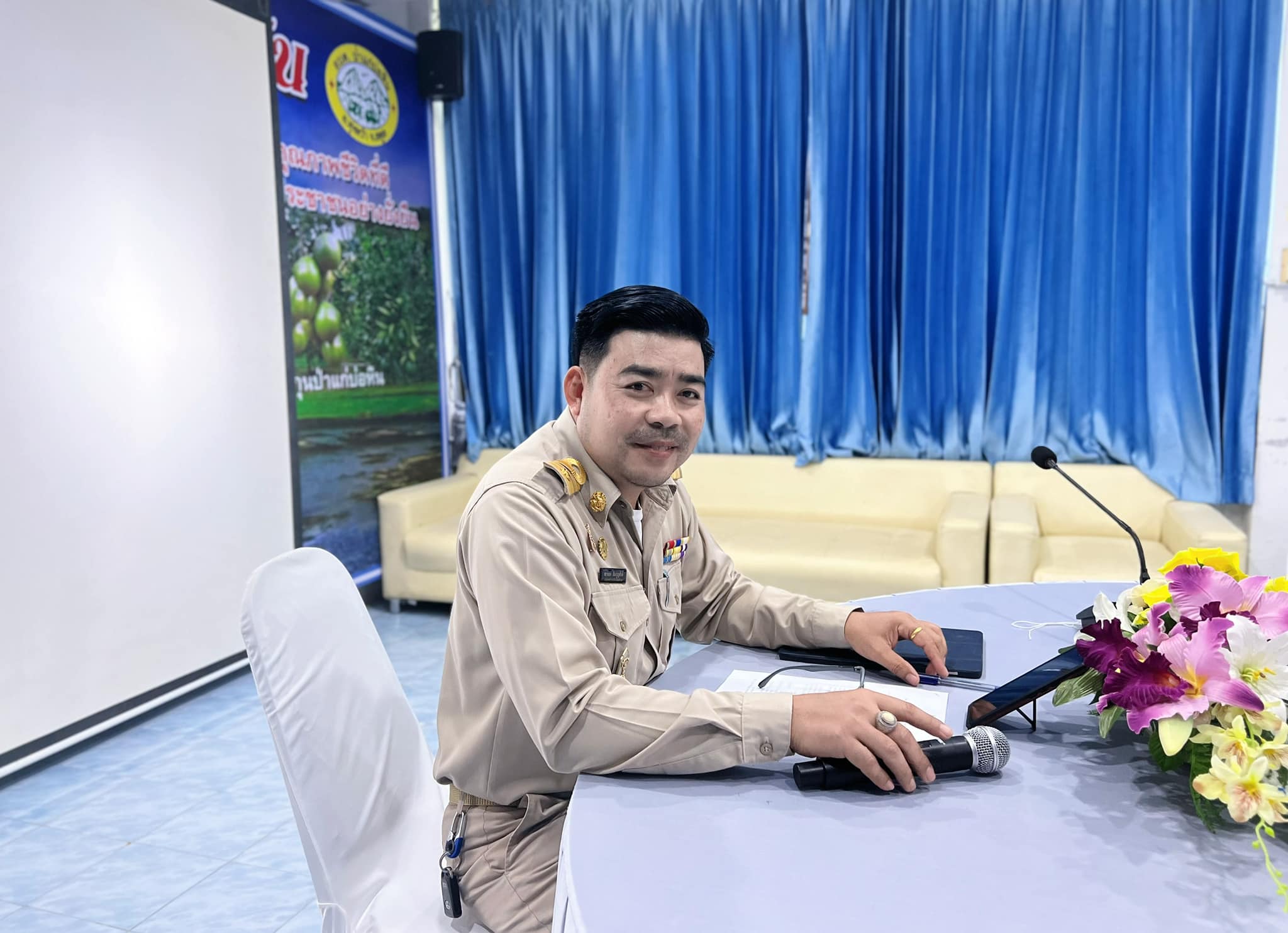 ประชุมเพื่อปรึกษาหารือในการกำหนดแนวทางการให้ทุนการศึกษาสำหรับนักศึกษาและการให้ความช่วยเหลือนักเรียน ขององค์การบริหารส่วนตำบลป่าแก่บ่อหิน ประจำปีงบประมาณ 2567