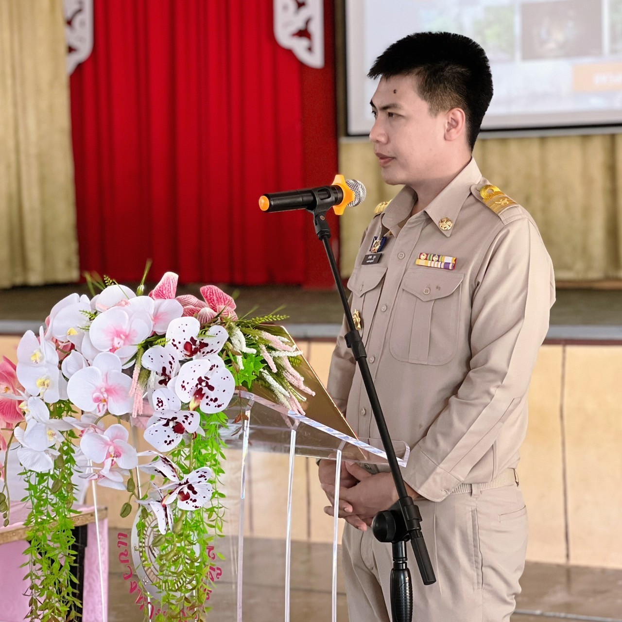 โครงการก่อสร้างโครงข่ายทางหลวงแผ่นดิน