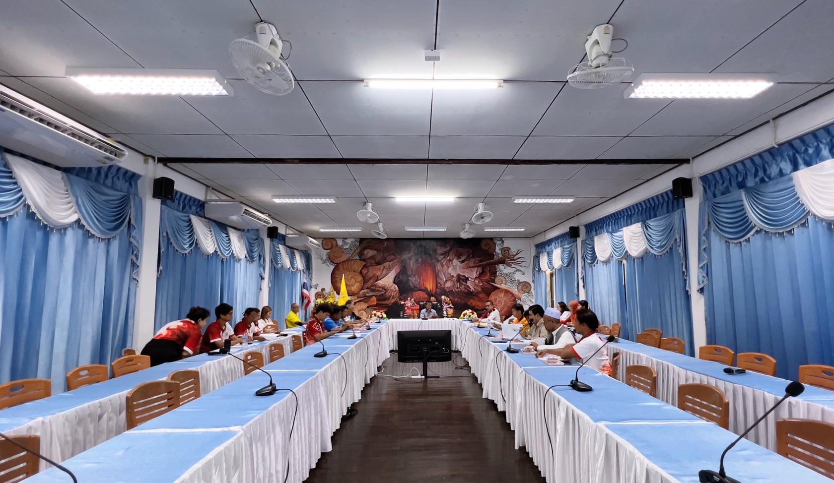 ประชุมคณะกรรมการจัดกิจกรรม 50 ปี โรงเรียนทุ่งหว้าวรวิทย์ ครั้งที่ 2/2568