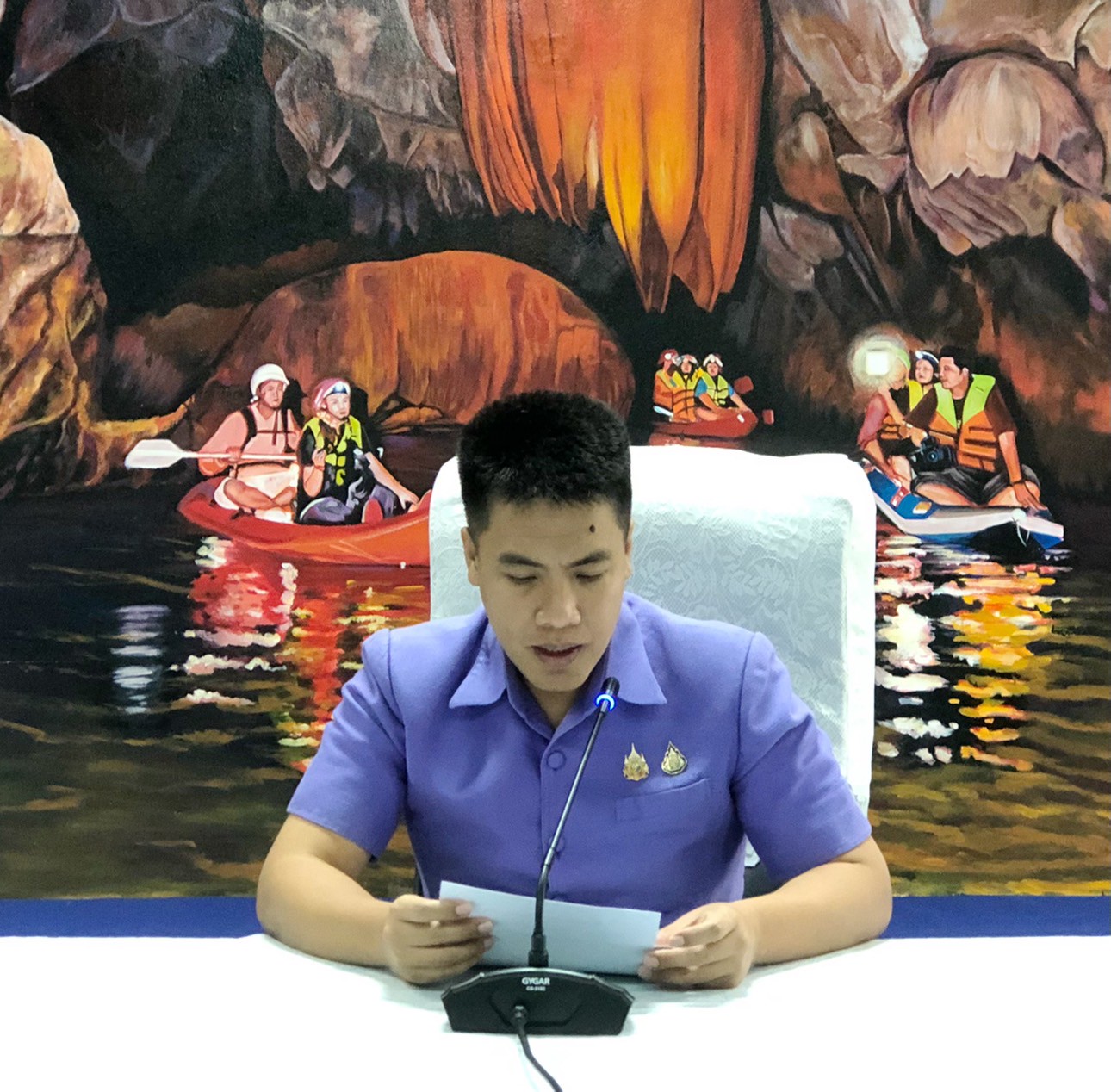 ประชุมโครงการ แยกขยะ ปลูกผัก เติมรักให้โรงเรียน