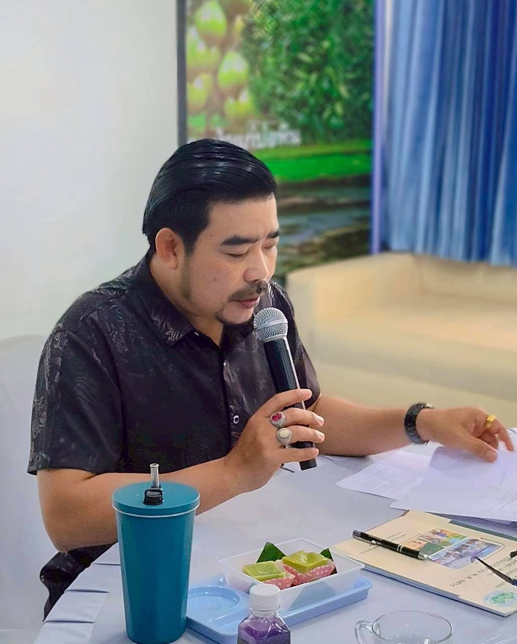 ประชุมคณะกรรมการพัฒนา อบต.ป่าแก่บ่อหิน