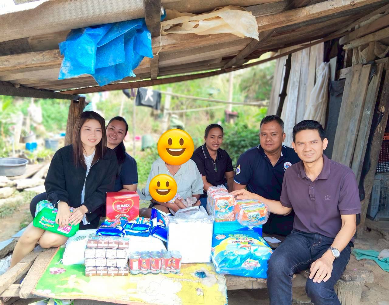 ลงพื้นที่เยี่ยมและมอบเครื่องอุปโภคบริโภค สิ่งของจำเป็นในการดำรงชีวิต แก่กลุ่มเปราะบาง