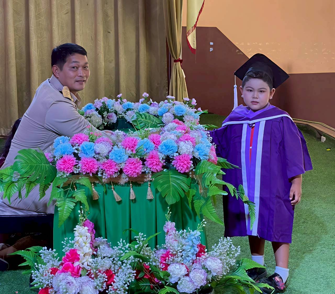 มอบวุฒิบัตรให้กับ " บัณฑิตน้อย " ศูนย์พัฒนาเด็กเล็กบ้านเขาแดง และ ศูนย์พัฒนาเด็กเล็กบ้านป่าแก่บ่อหิน สังกัดองค์การบริหารส่วนตำบลป่าแก่บ่อหิน ประจำปีการศึกษา 2568